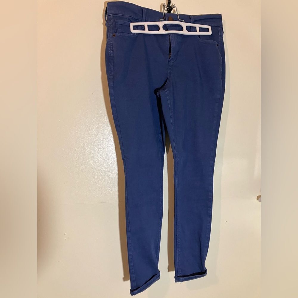 Old Navy rockstar, periwinkle, skinny, mid rise, excellent condition, size 10 - Picture 2 of 6